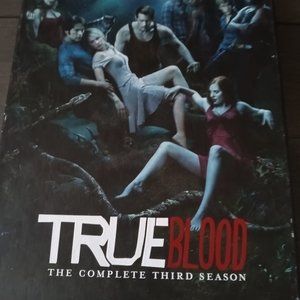 TRUEBLOOD THE COMPLETE THIRD SEASON 5  DVD SET